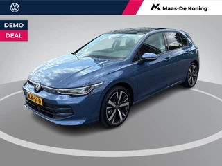 Volkswagen Golf 1.5 eHybrid Life Edition Panoramadak · Achteruitrijcamera · Draadloze telefoonlader · Stuur- & Stoelverwarming