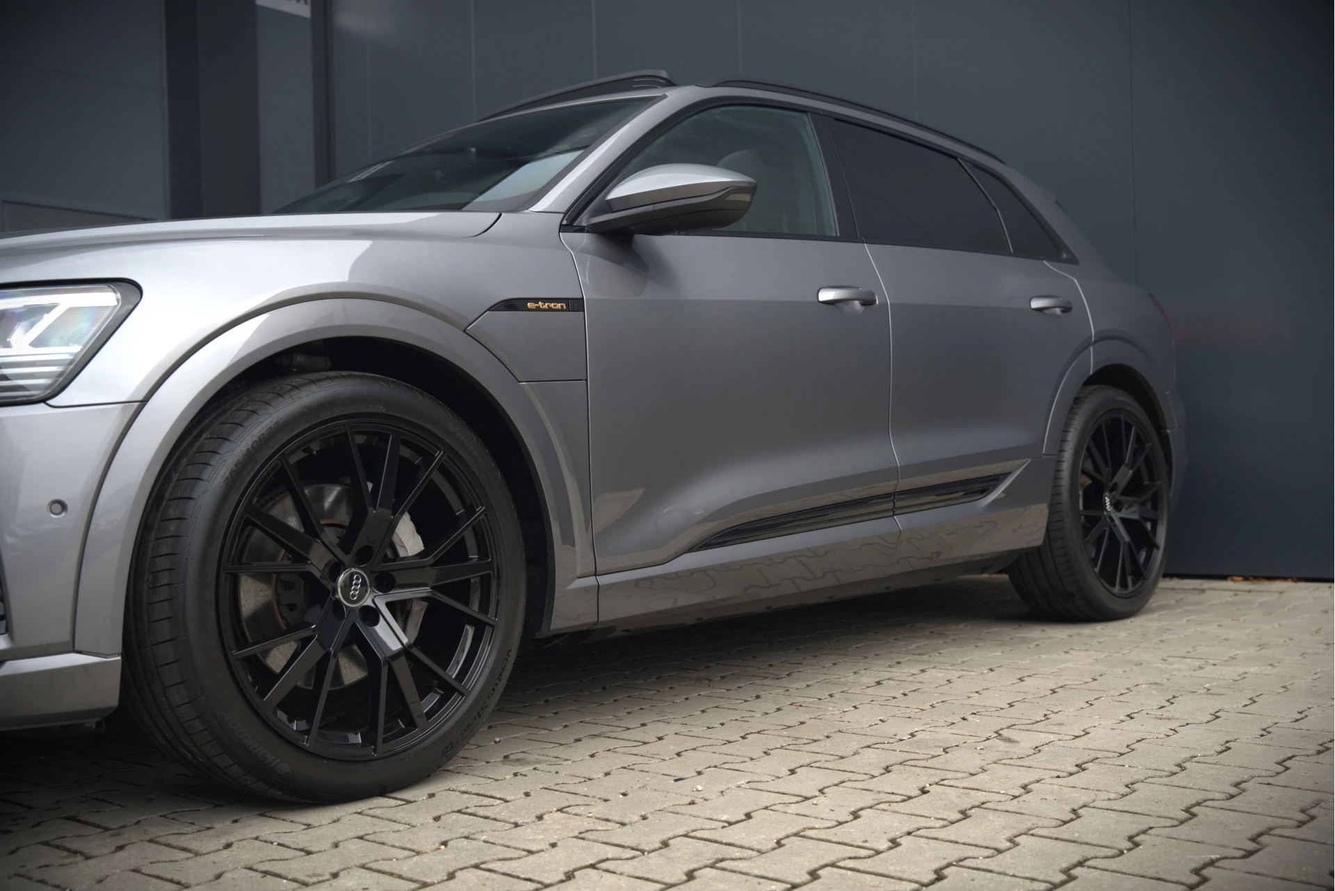 Hoofdafbeelding Audi e-tron