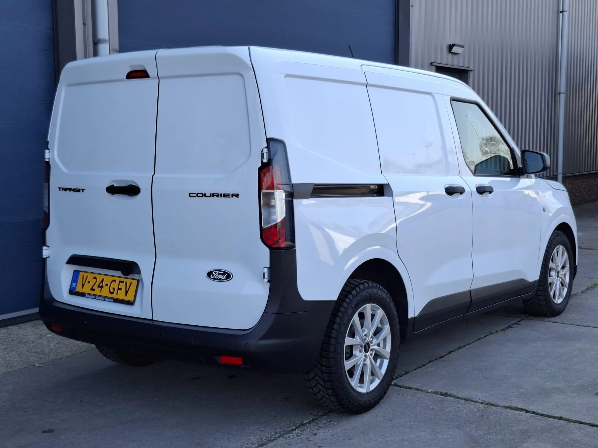 Hoofdafbeelding Ford Transit Courier