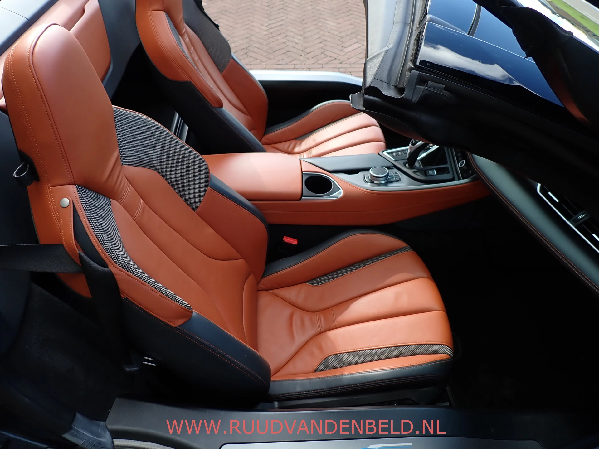 Hoofdafbeelding BMW i8