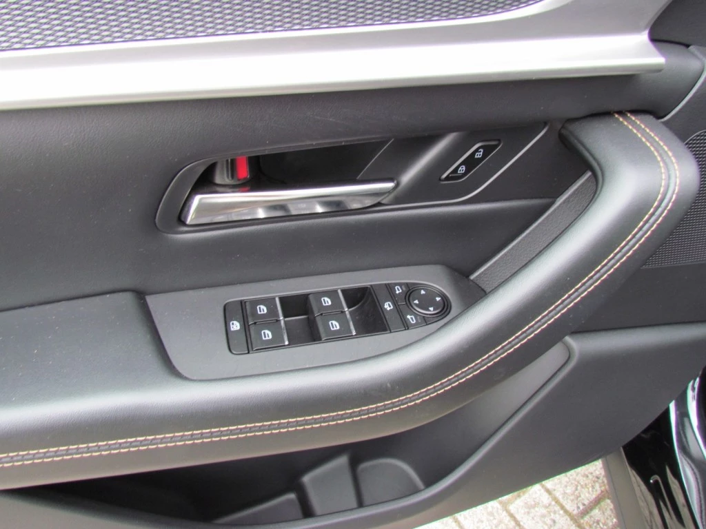 Hoofdafbeelding Mazda CX-60