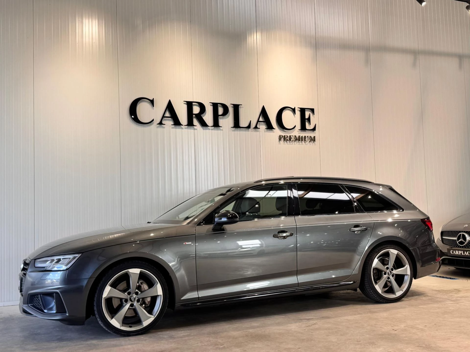 Hoofdafbeelding Audi A4