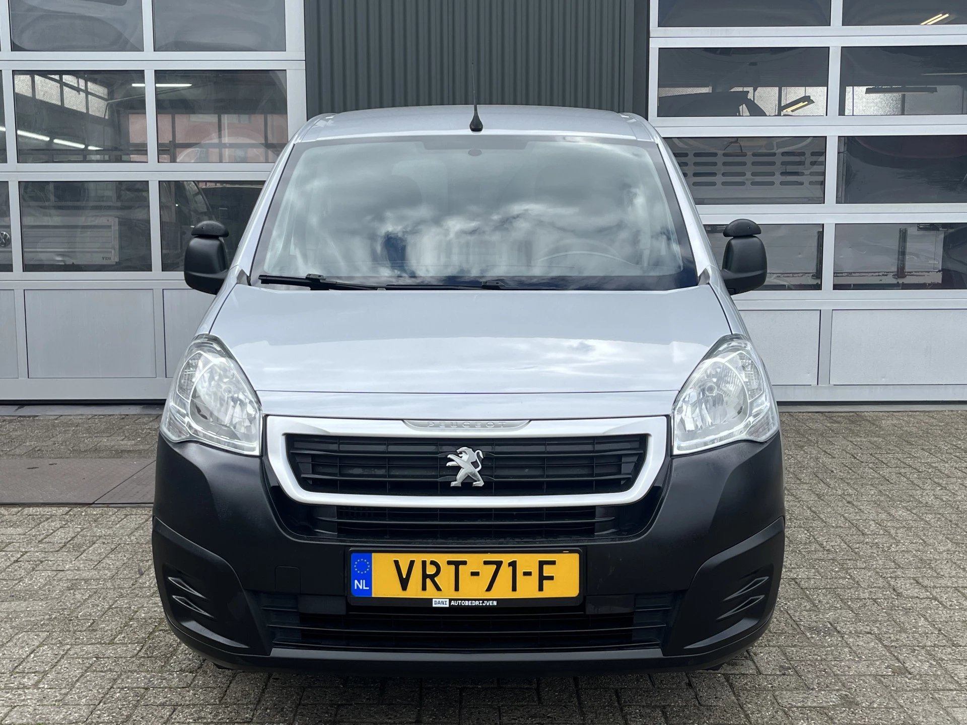 Hoofdafbeelding Peugeot Partner