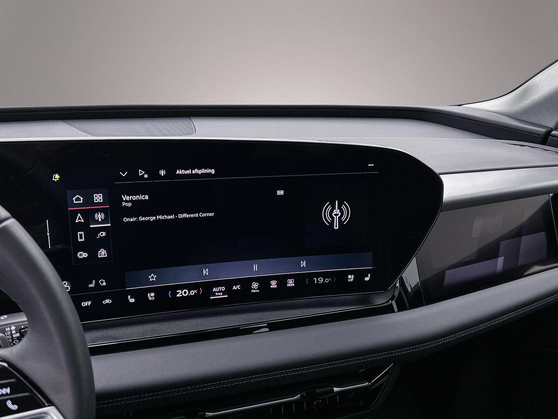 Hoofdafbeelding Audi Q6 e-tron