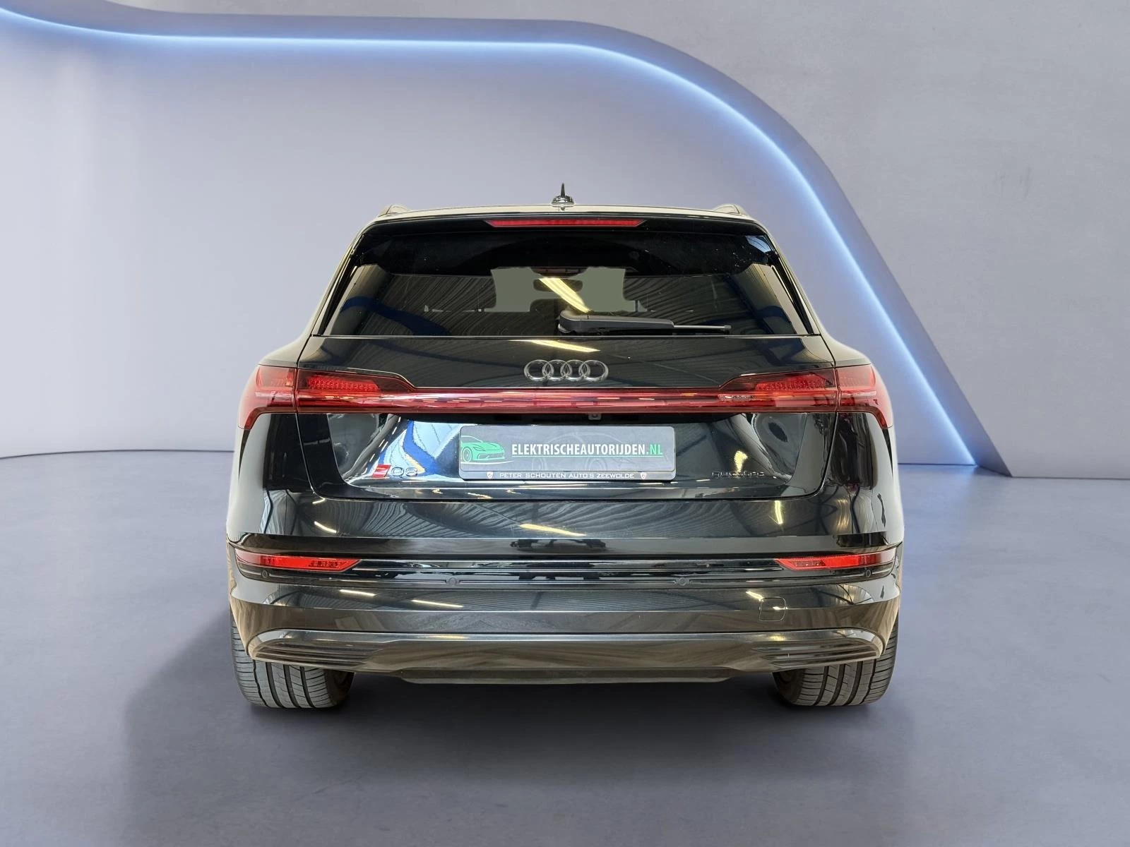 Hoofdafbeelding Audi e-tron