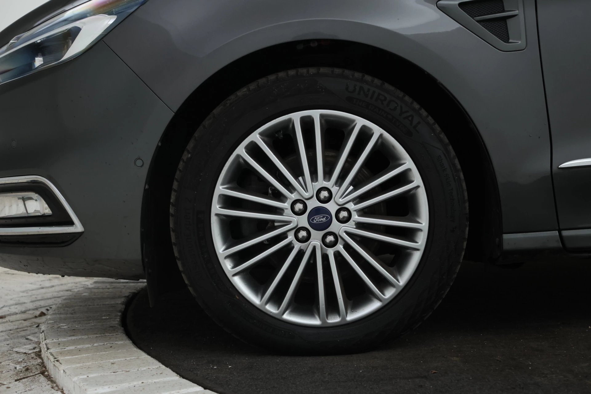 Hoofdafbeelding Ford S-Max