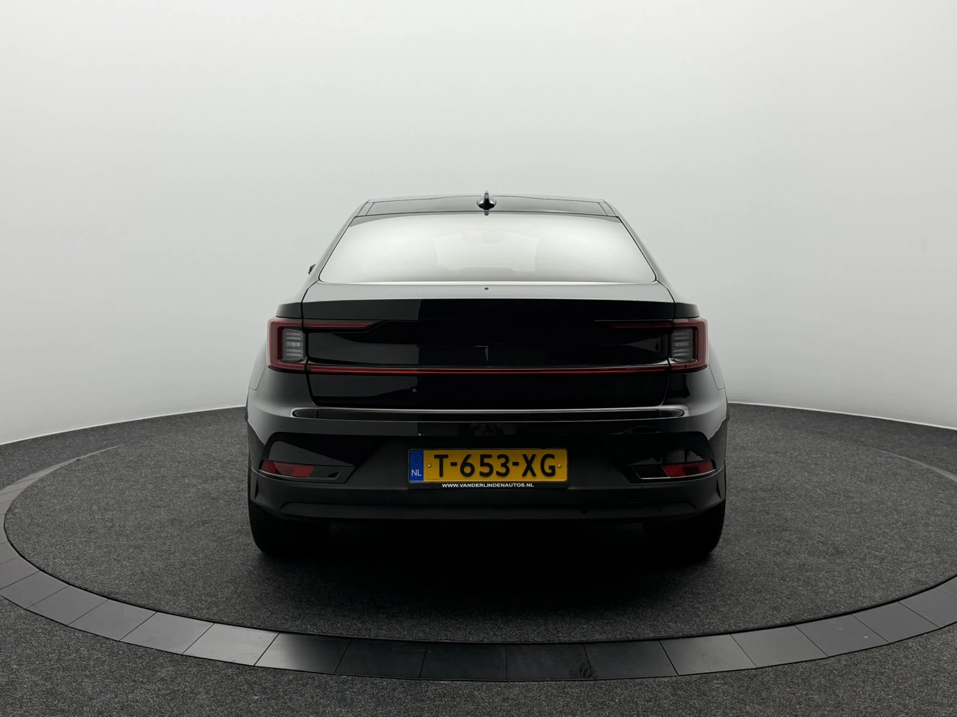 Hoofdafbeelding Polestar 2