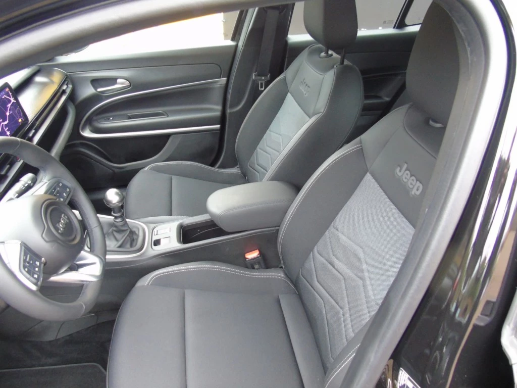 Hoofdafbeelding Jeep Avenger