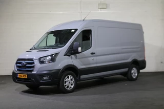 Hoofdafbeelding Ford E-Transit Ford E-Transit 350 L3 H2 Trend 68 kWh Navigatie Adapt. Cruise 360 Camera