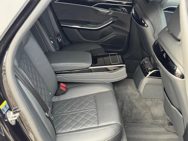 Hoofdafbeelding Audi A8