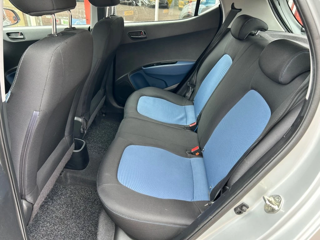 Hoofdafbeelding Hyundai i10