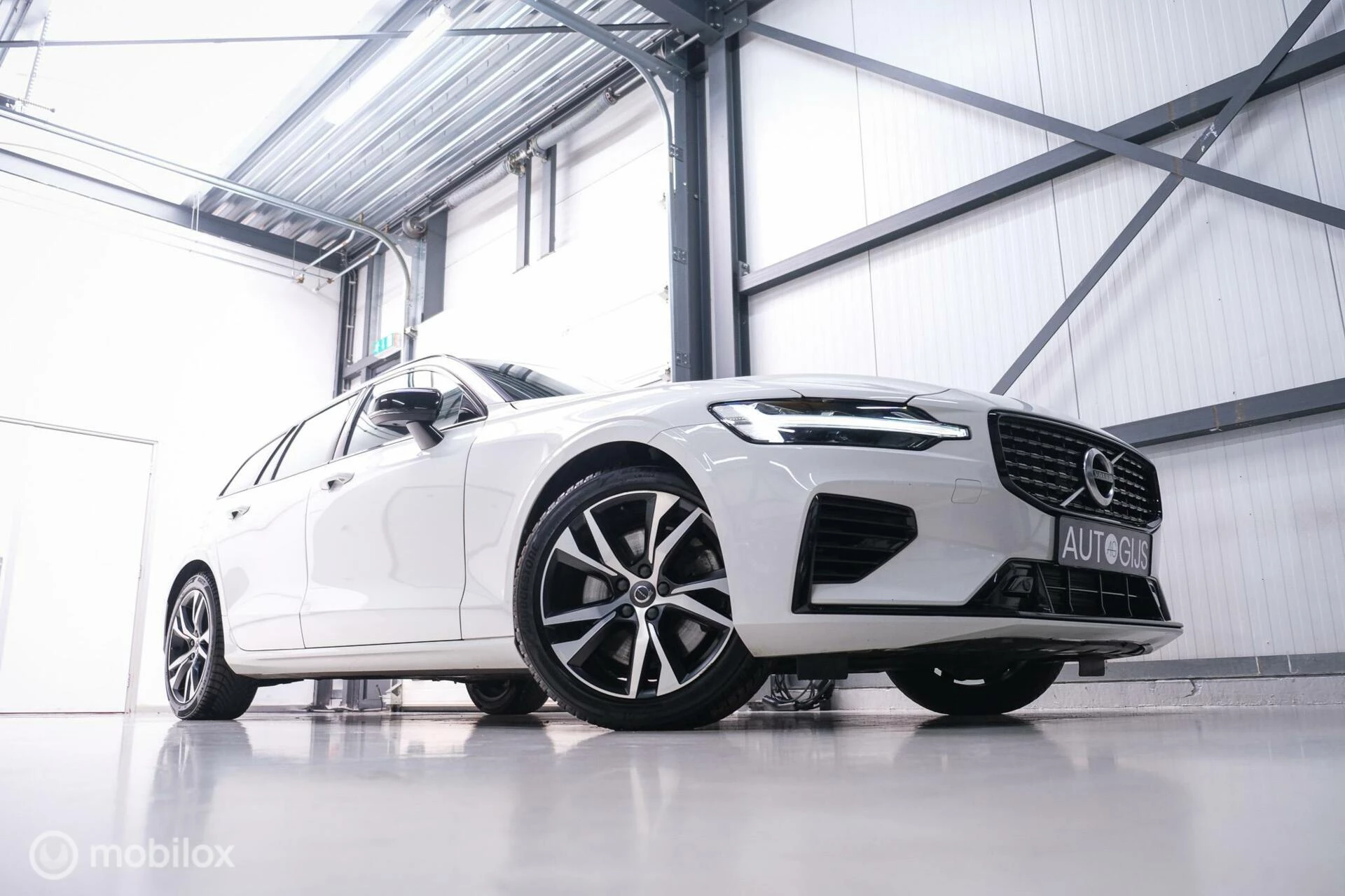 Hoofdafbeelding Volvo V60