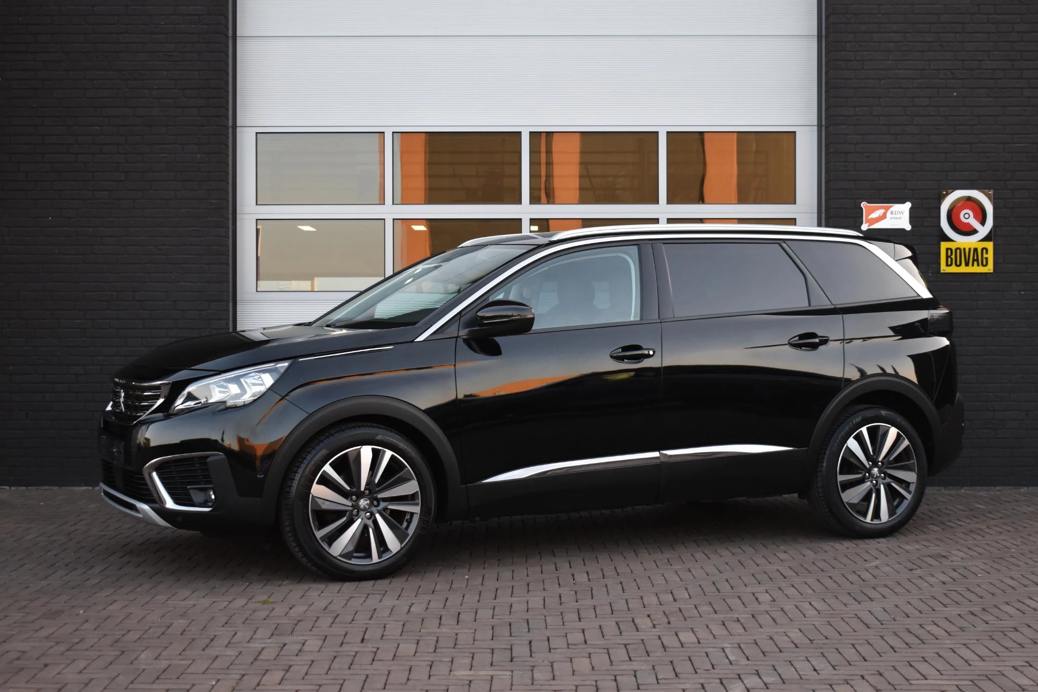 Hoofdafbeelding Peugeot 5008