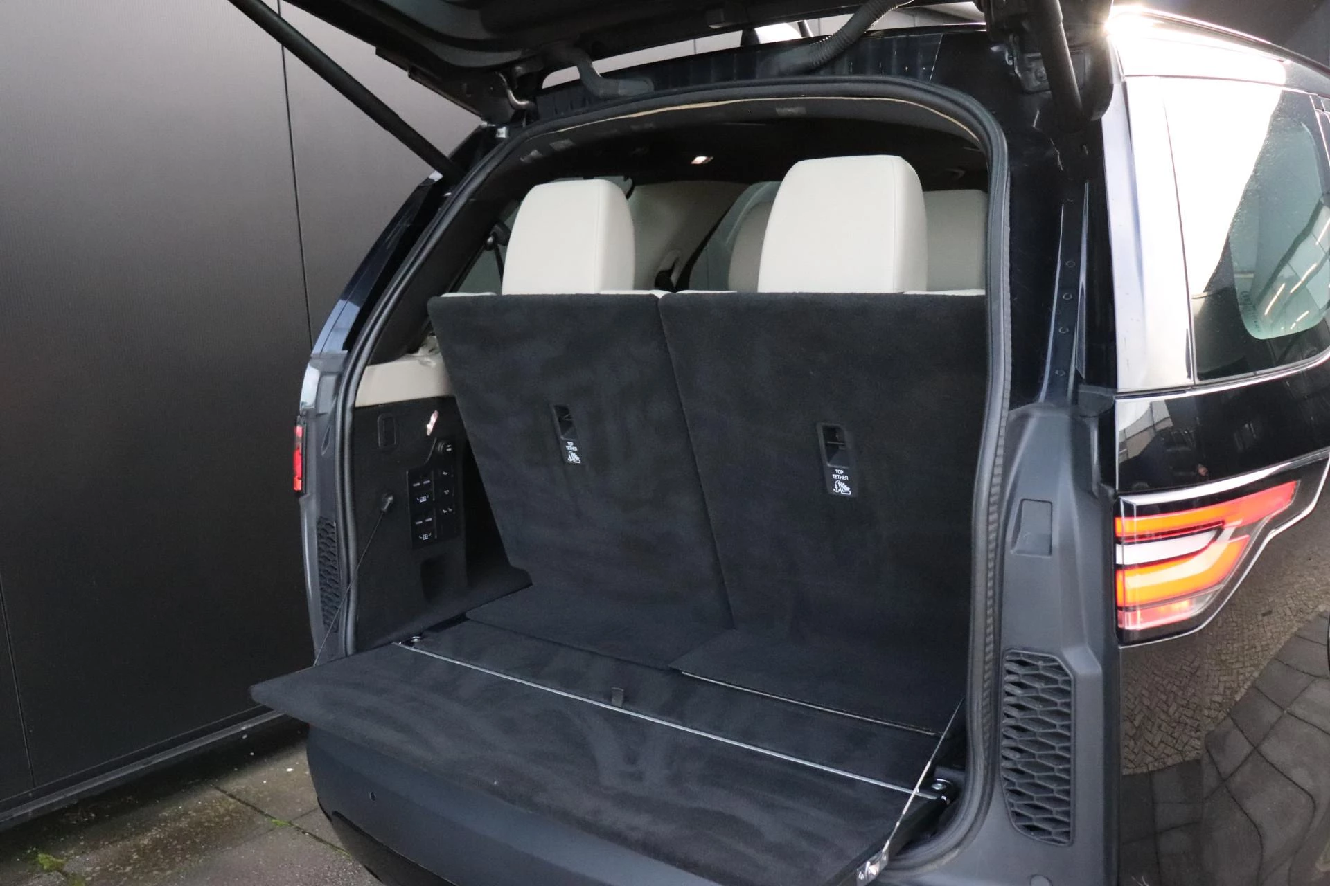 Hoofdafbeelding Land Rover Discovery