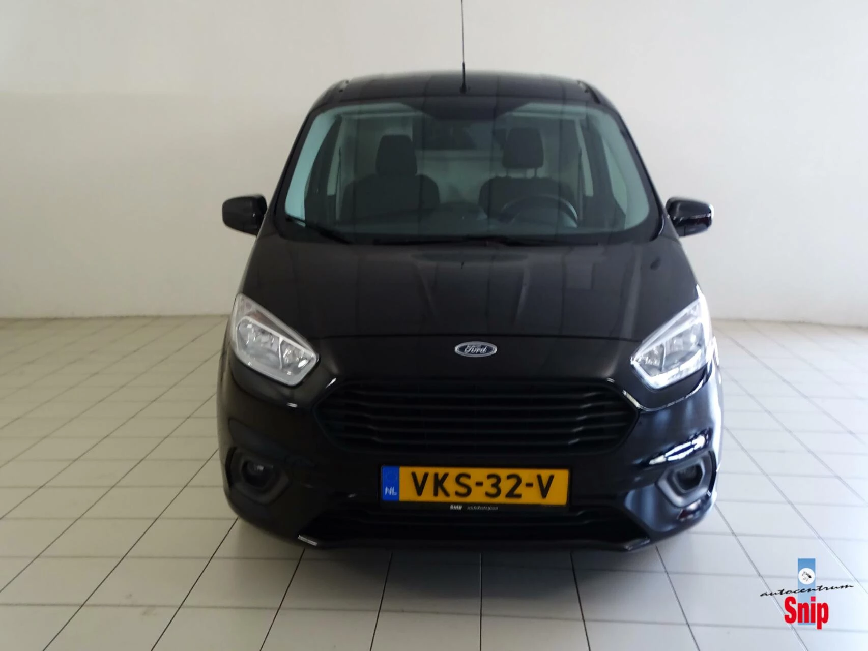 Hoofdafbeelding Ford Transit Courier