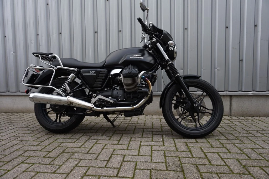 Hoofdafbeelding Moto Guzzi V7