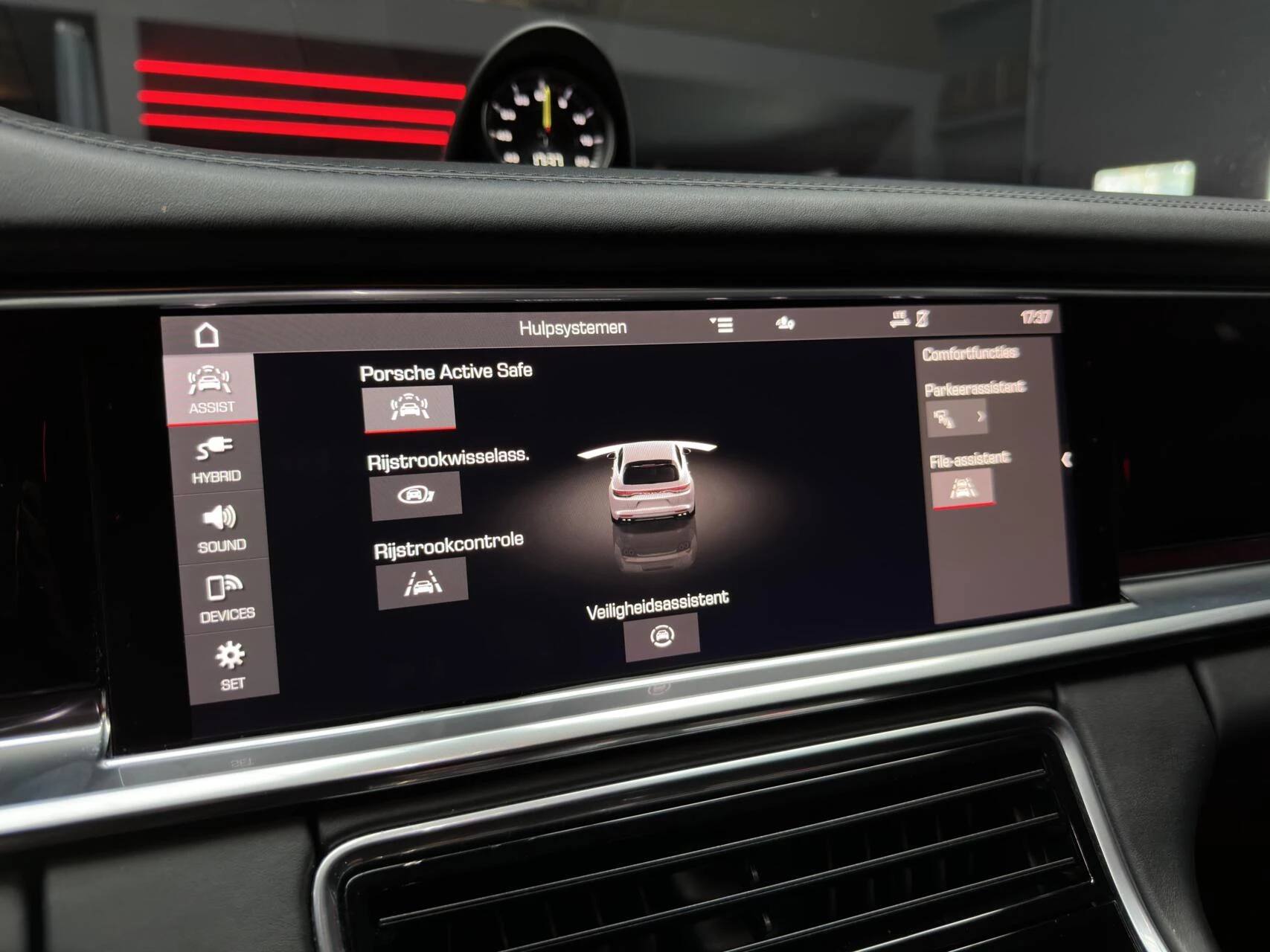 Hoofdafbeelding Porsche Panamera