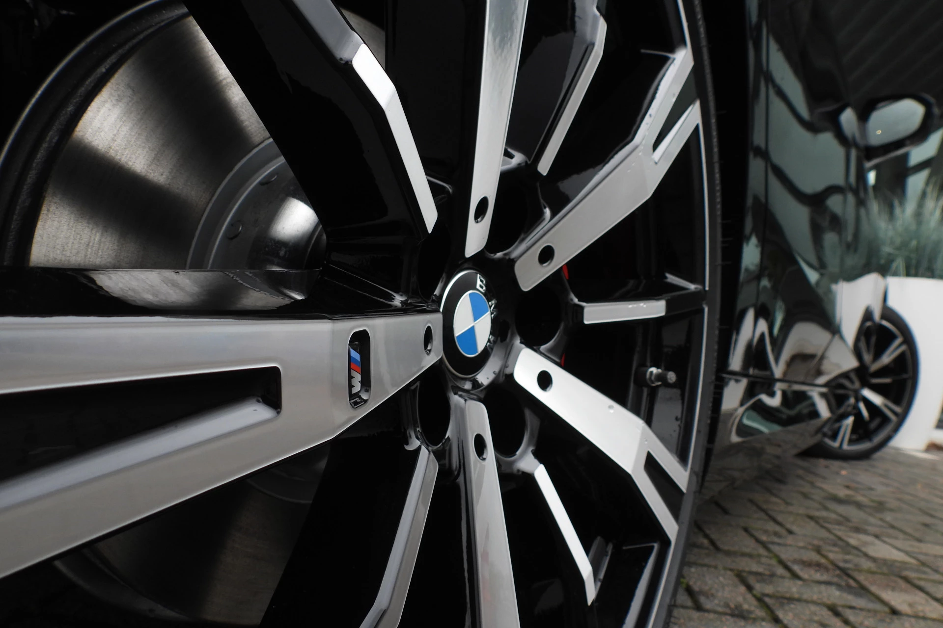 Hoofdafbeelding BMW i5