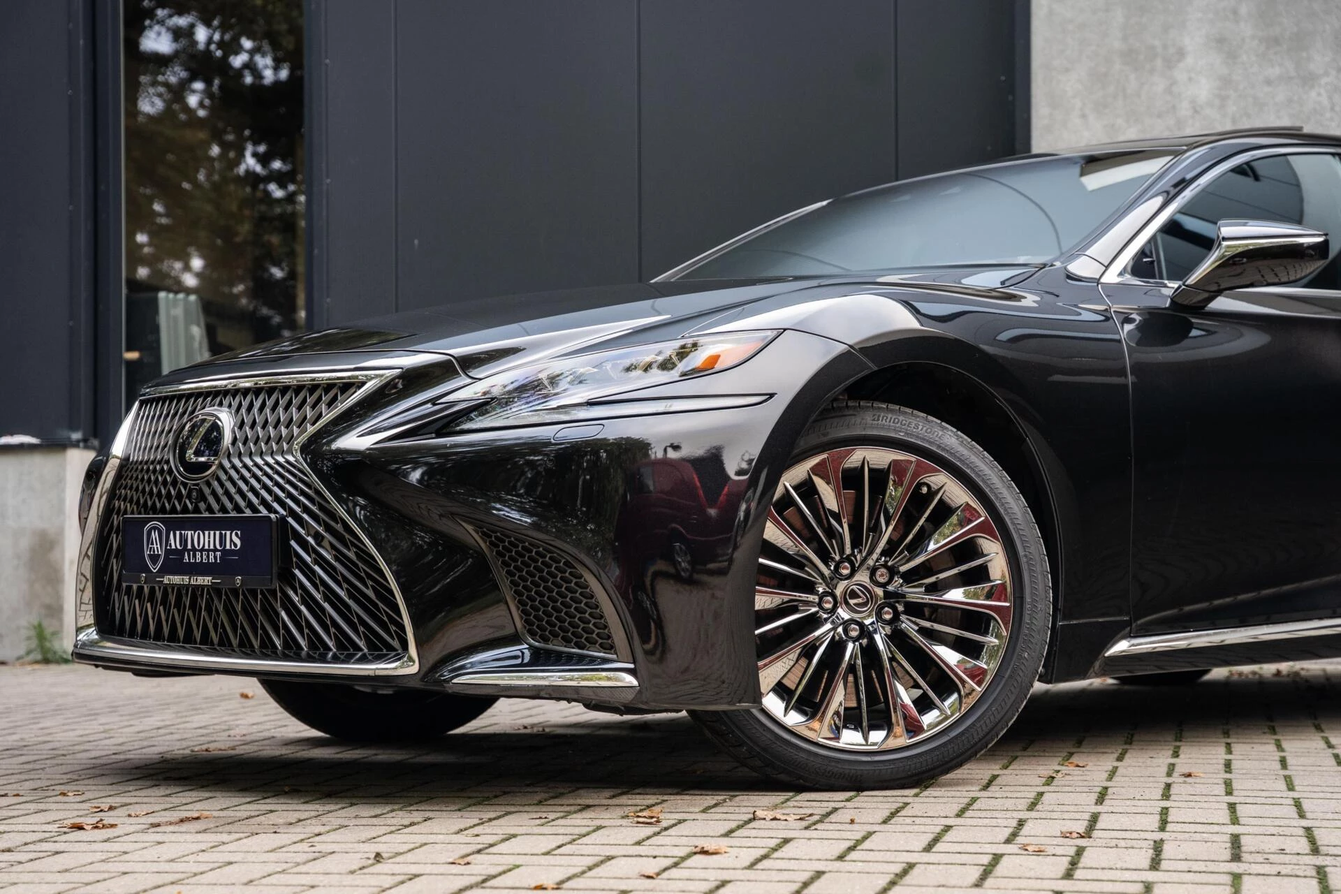 Hoofdafbeelding Lexus LS