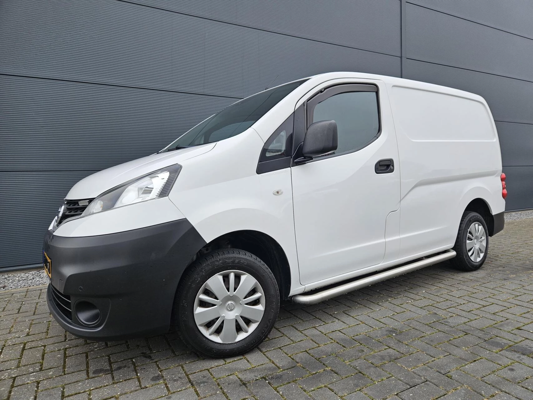 Hoofdafbeelding Nissan NV200