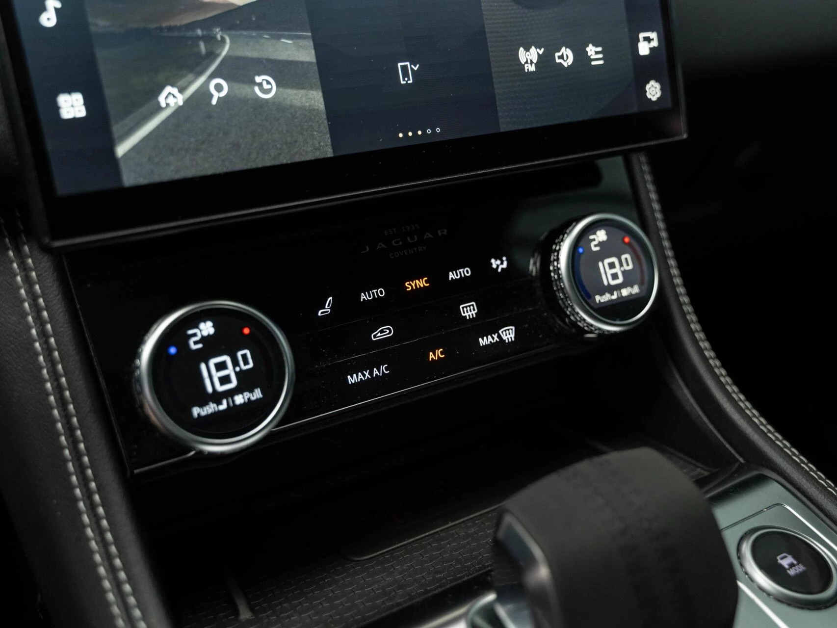 Hoofdafbeelding Jaguar F-PACE
