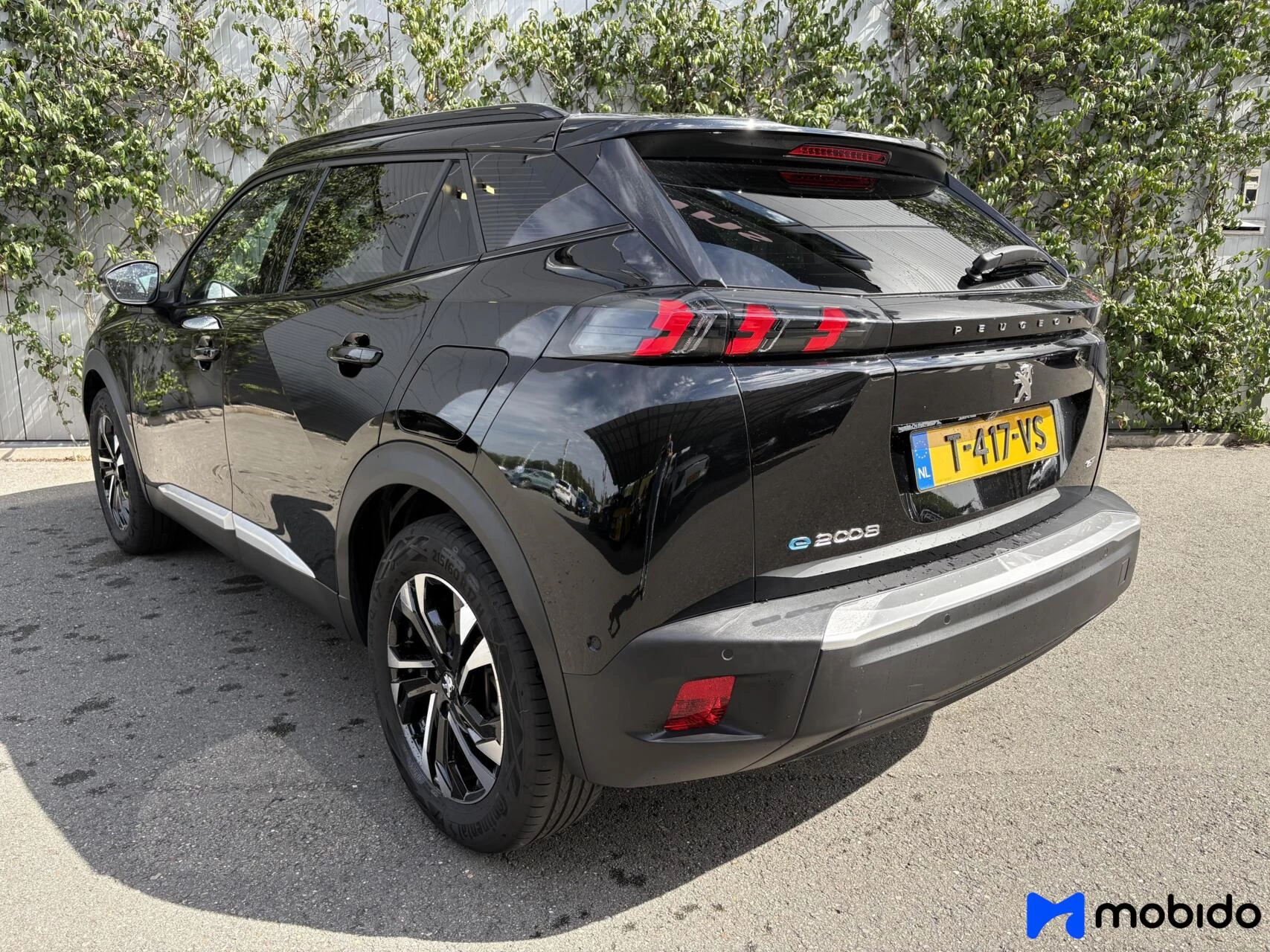 Hoofdafbeelding Peugeot e-2008