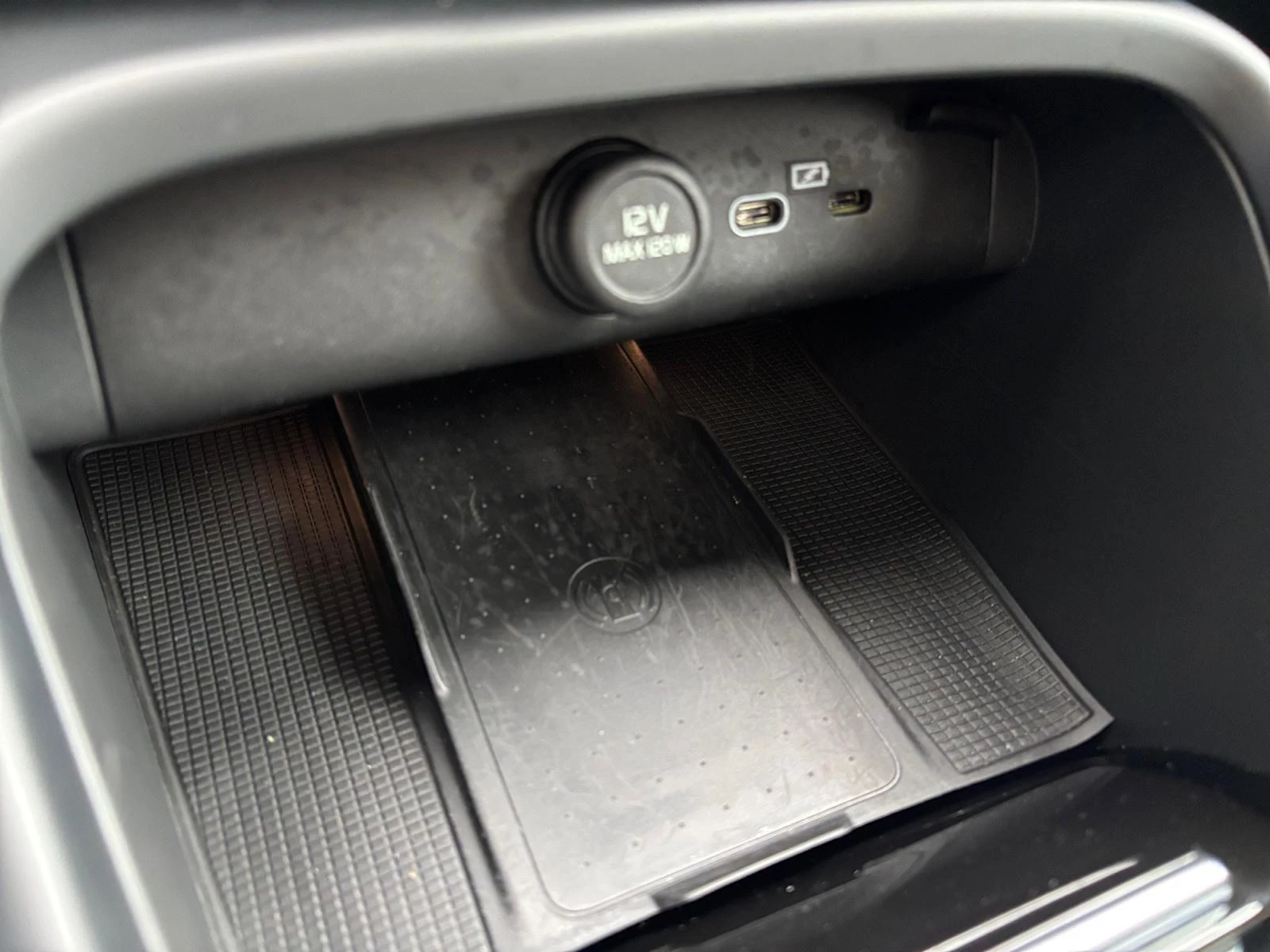 Hoofdafbeelding Volvo C40