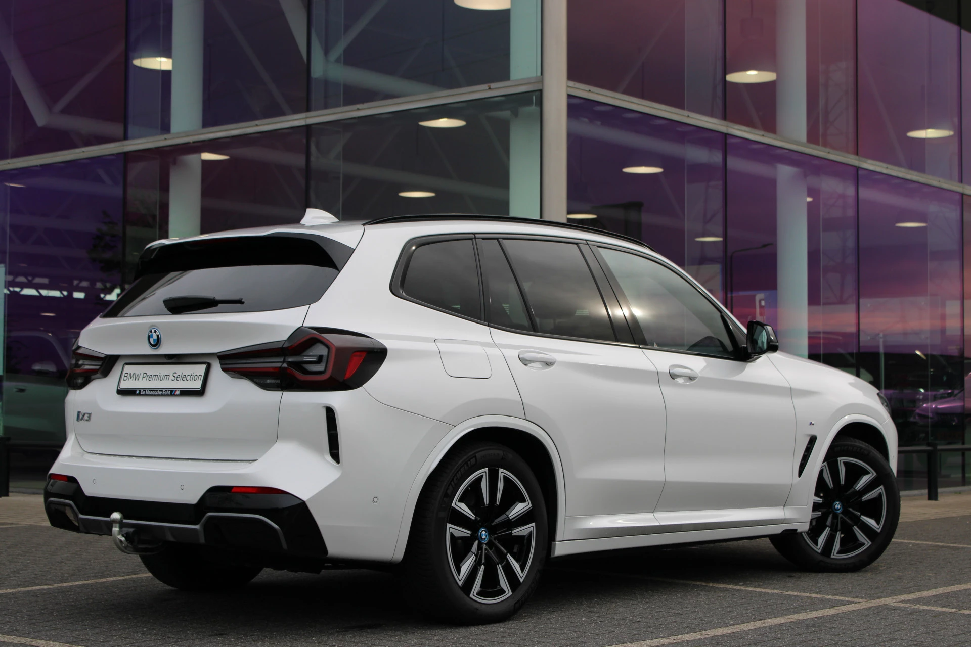 Hoofdafbeelding BMW iX3