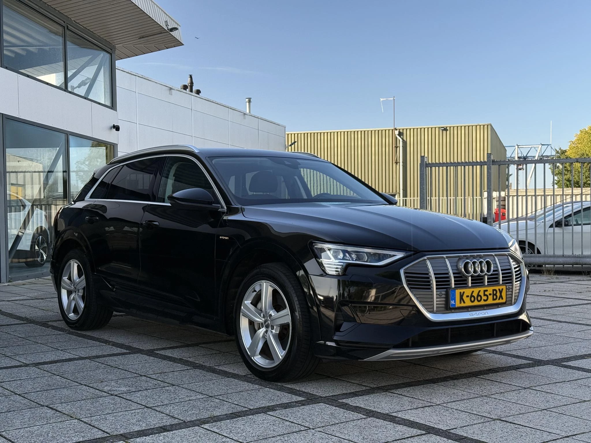 Hoofdafbeelding Audi e-tron