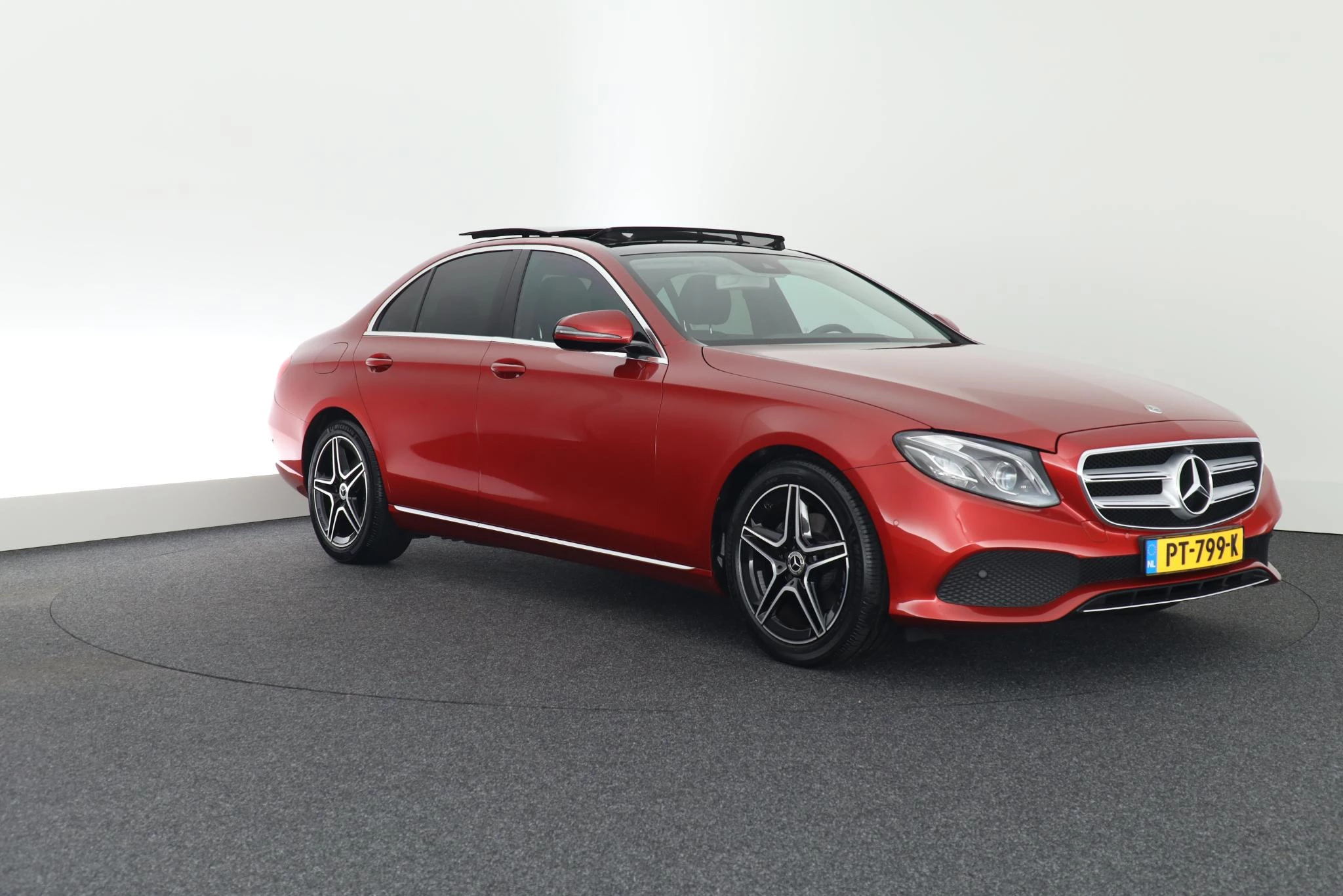 Hoofdafbeelding Mercedes-Benz E-Klasse