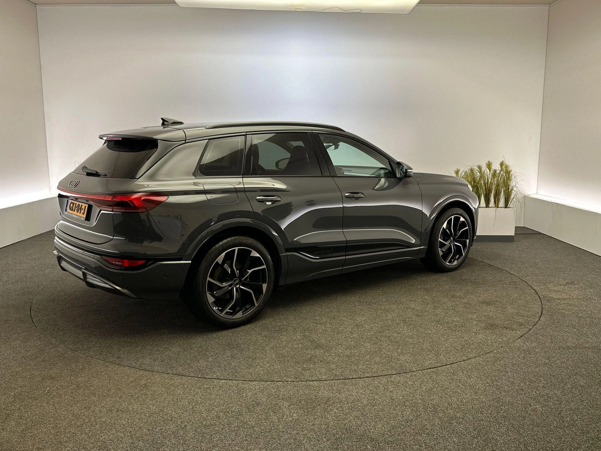Hoofdafbeelding Audi Q6 e-tron
