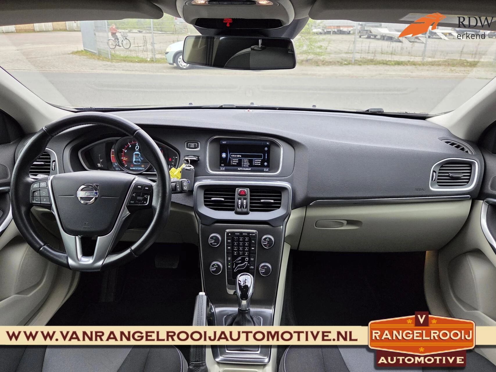 Hoofdafbeelding Volvo V40