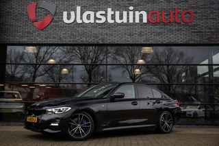 BMW 3 Serie 320i High Executive Edition , Adap. cruise, Pano dak, HUD, Harman/Kardon, VOL!