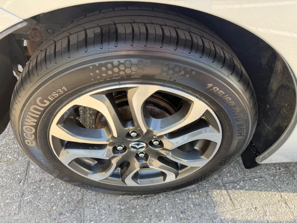 Hoofdafbeelding Mazda 2