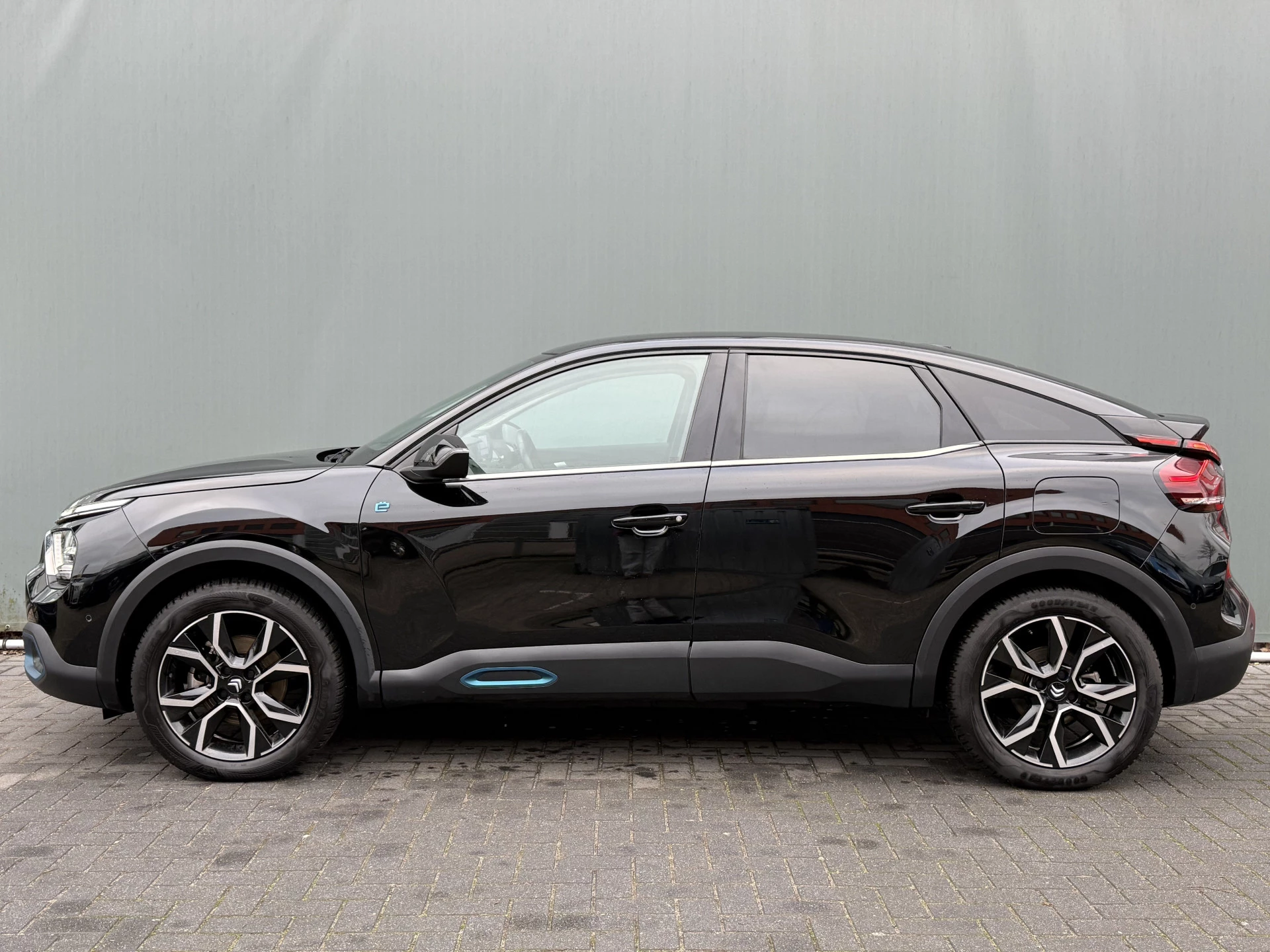 Hoofdafbeelding Citroën ë-C4