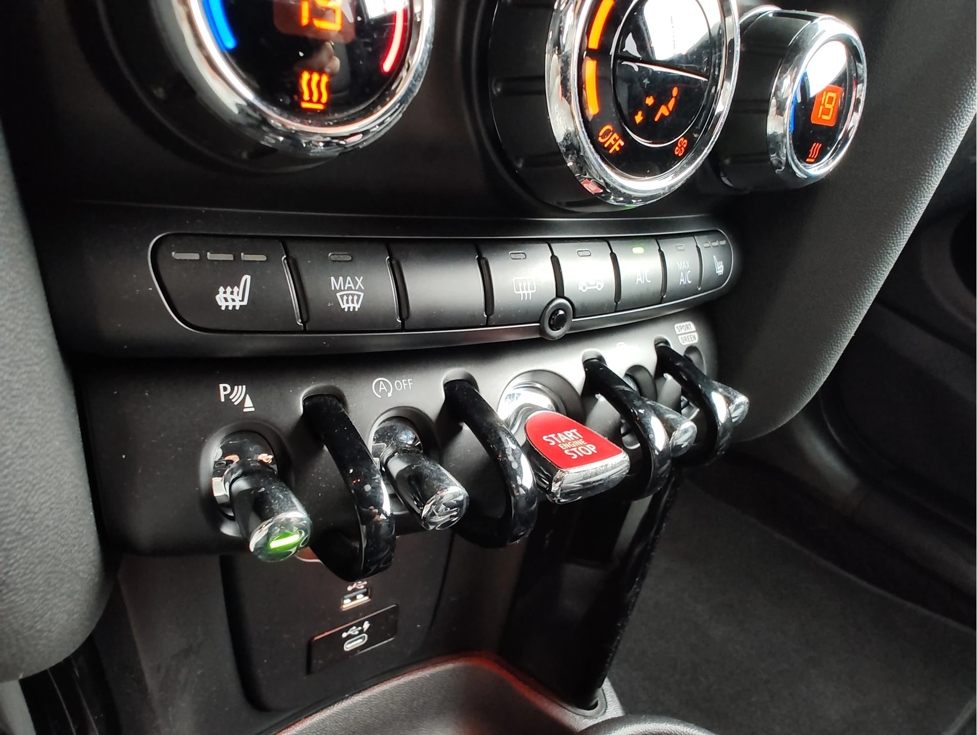 Hoofdafbeelding MINI Cooper