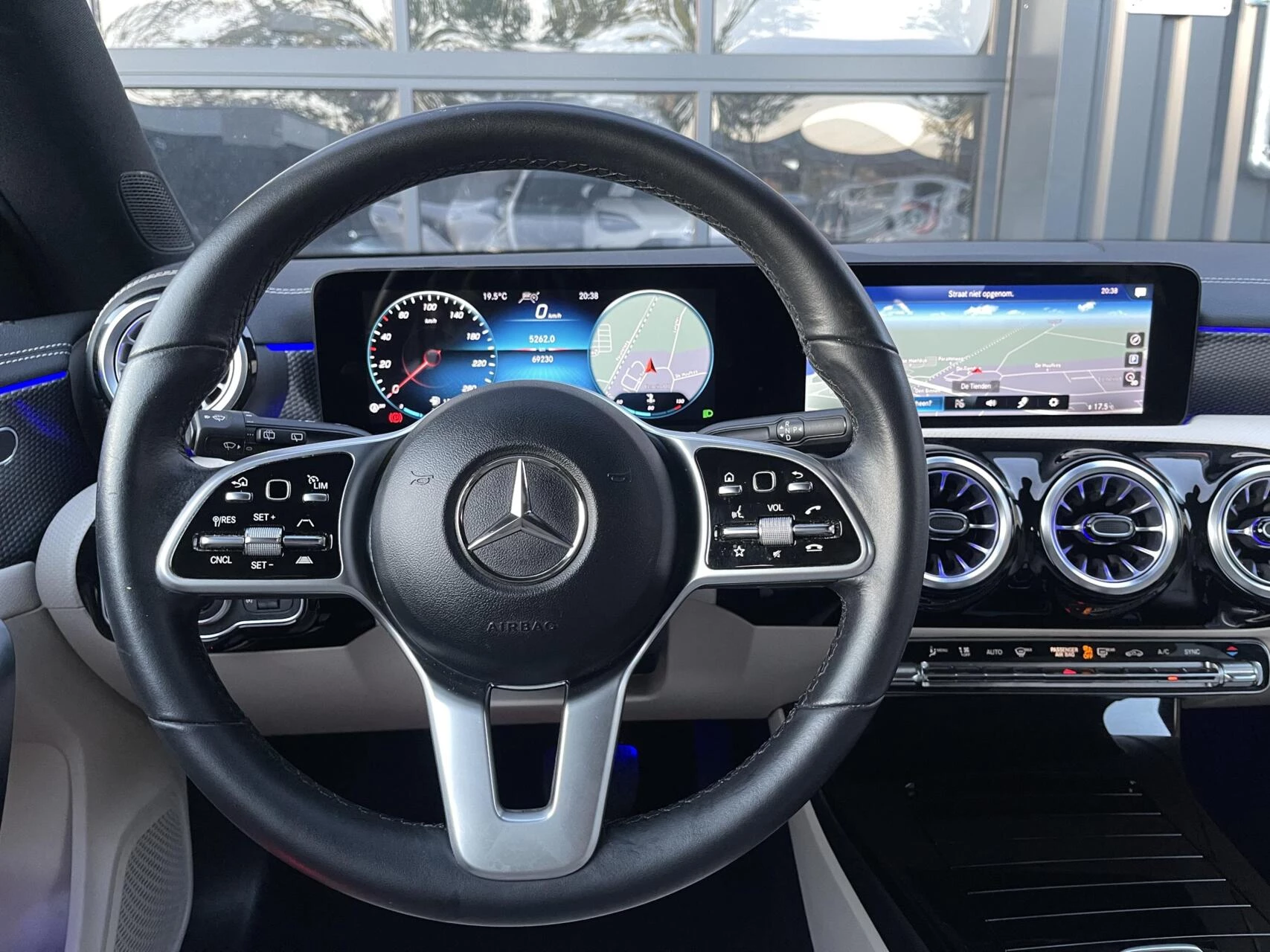 Hoofdafbeelding Mercedes-Benz CLA