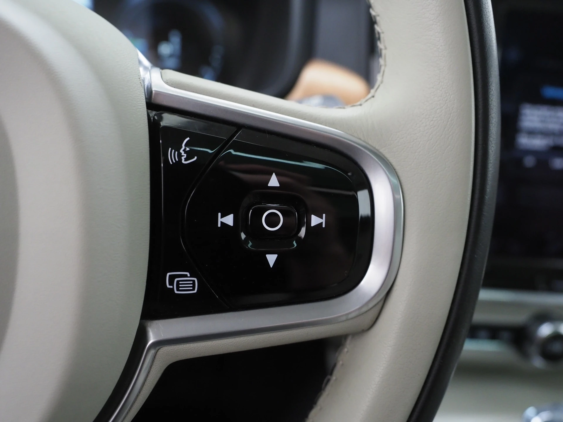 Hoofdafbeelding Volvo V90