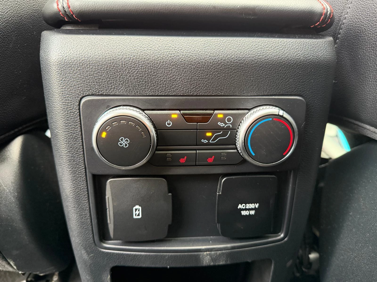 Hoofdafbeelding Ford Explorer