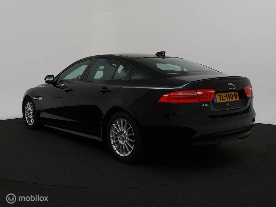 Hoofdafbeelding Jaguar XE