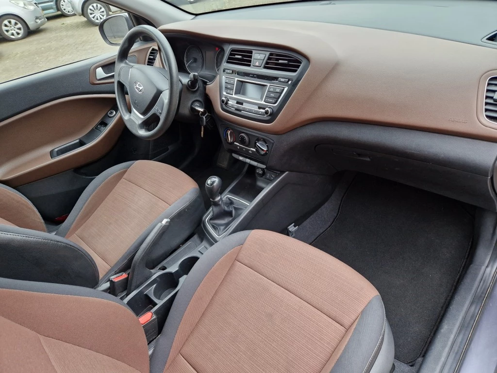 Hoofdafbeelding Hyundai i20