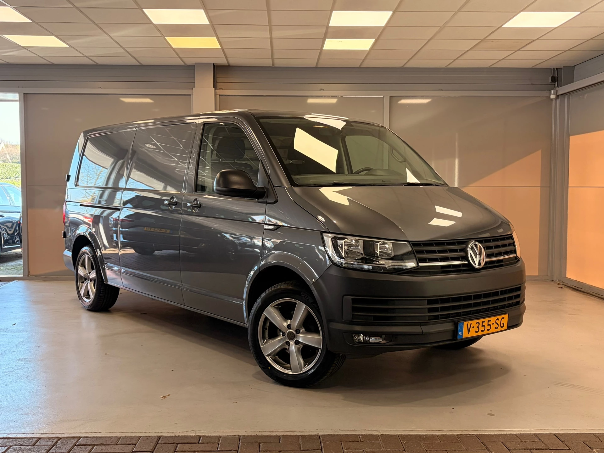 Hoofdafbeelding Volkswagen Transporter