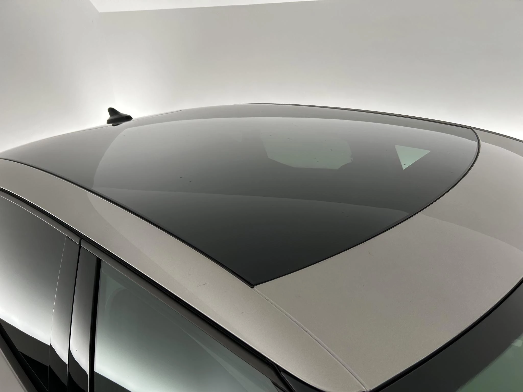 Hoofdafbeelding CUPRA Tavascan