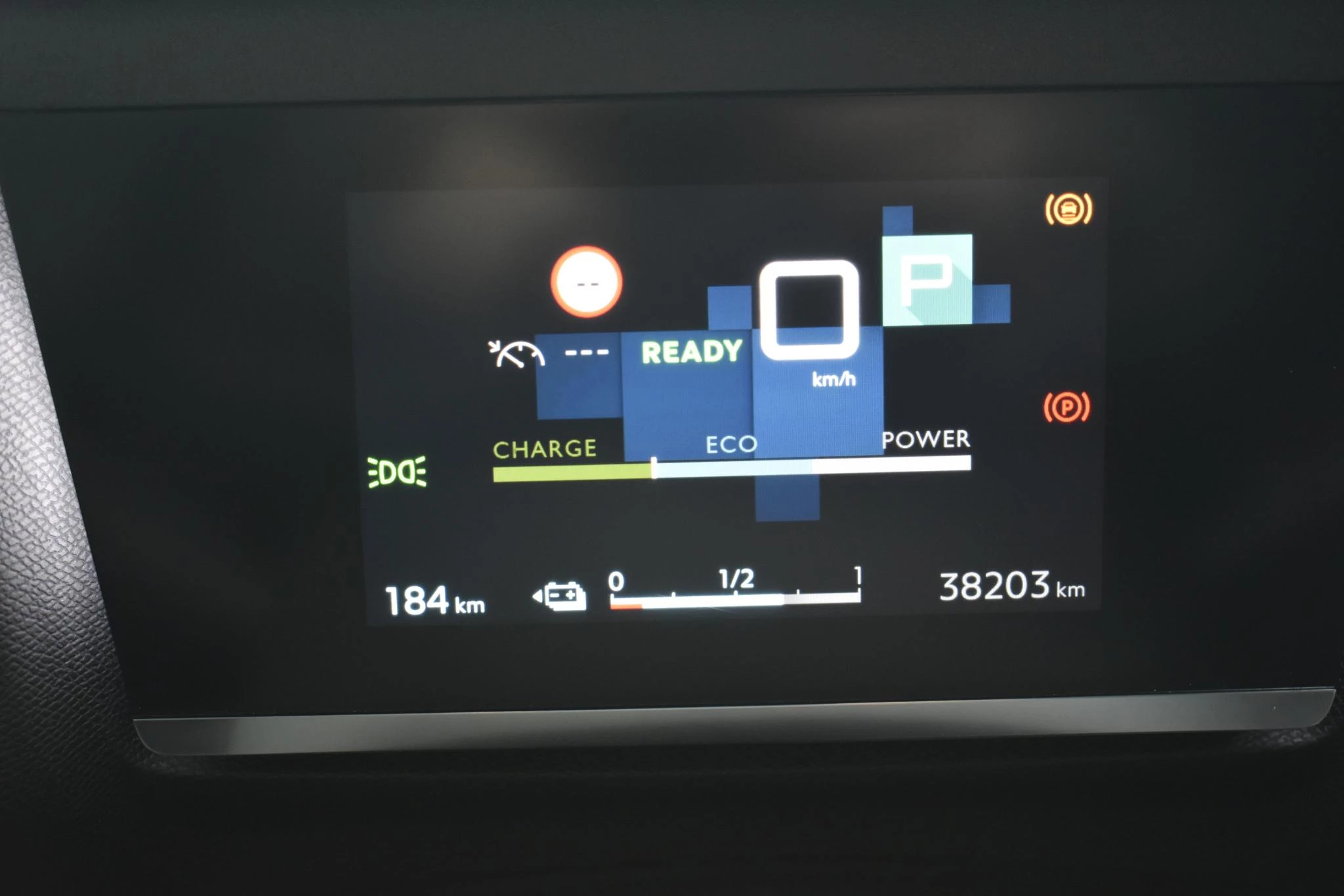 Hoofdafbeelding Citroën ë-C4