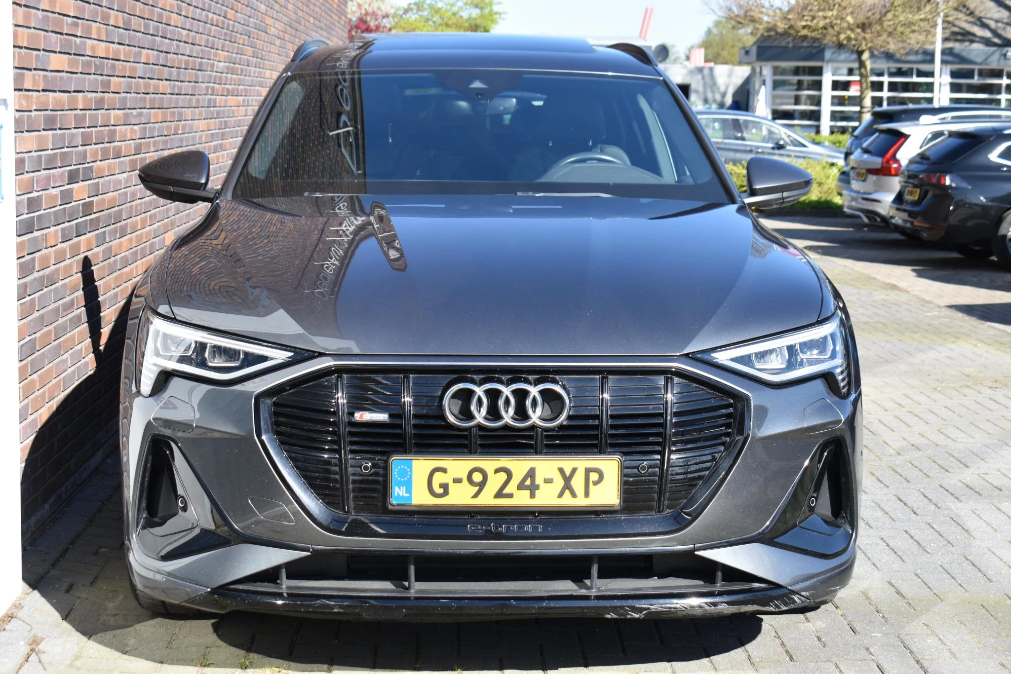 Hoofdafbeelding Audi e-tron