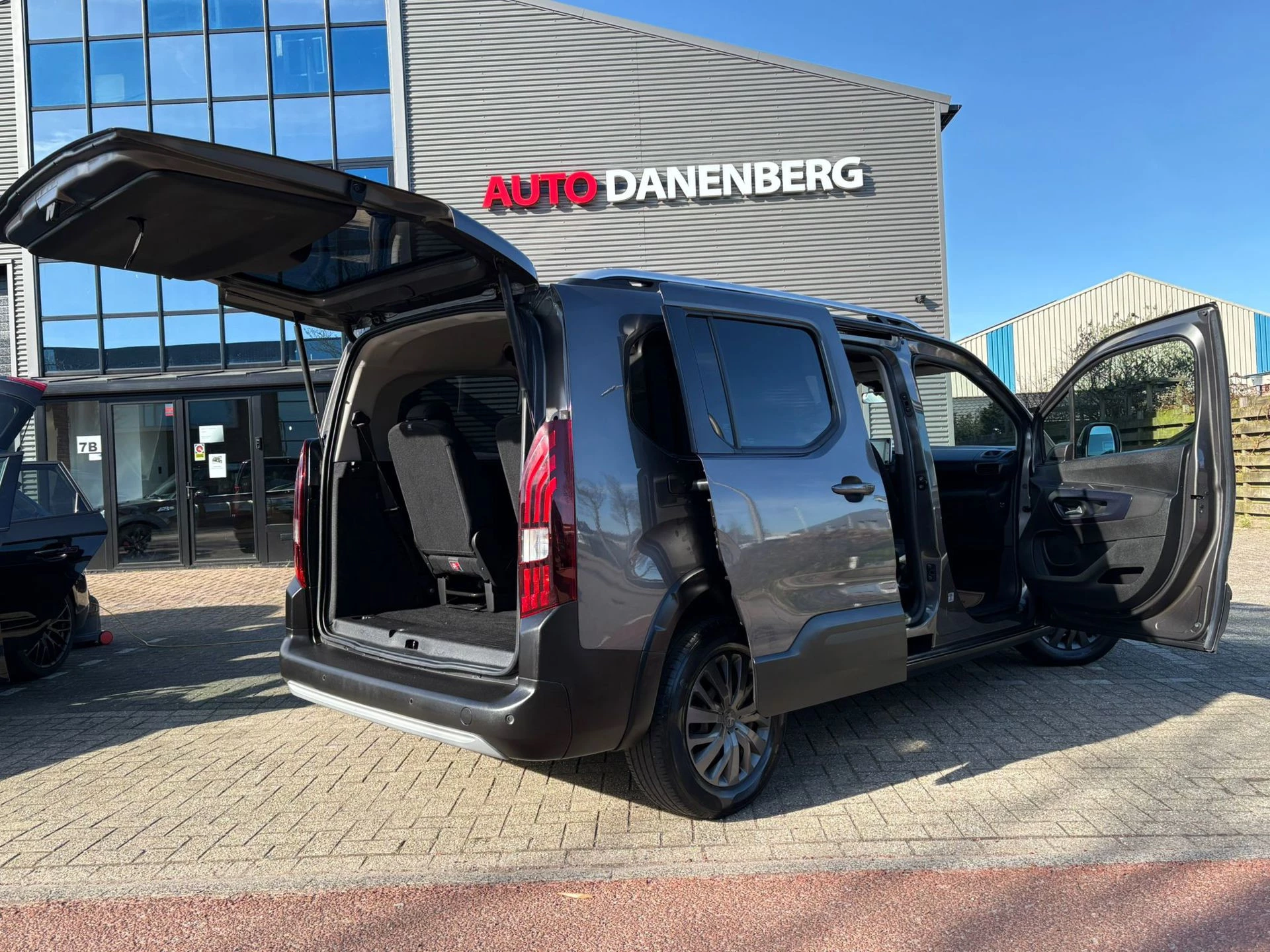 Hoofdafbeelding Peugeot Rifter