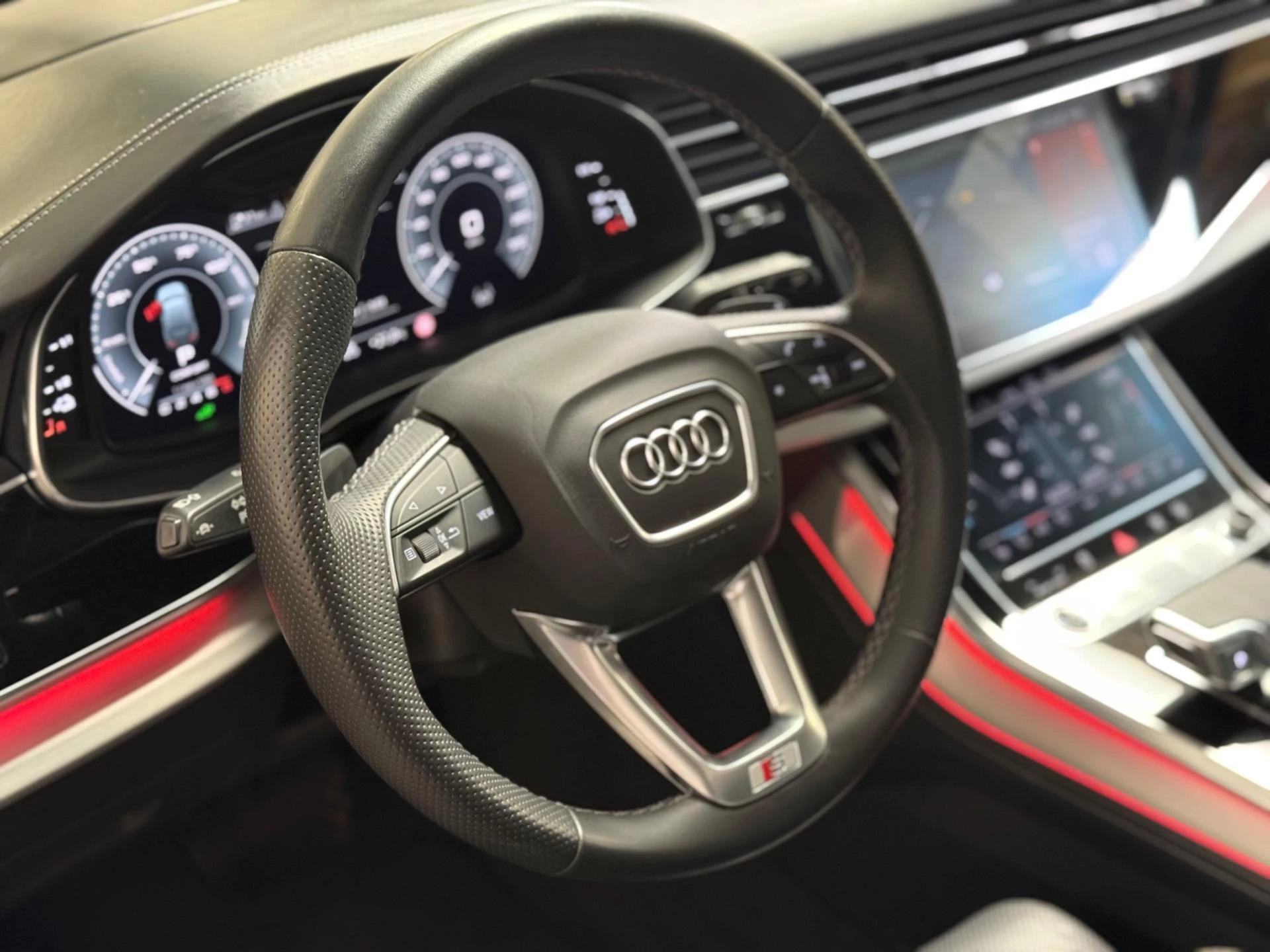 Hoofdafbeelding Audi Q7