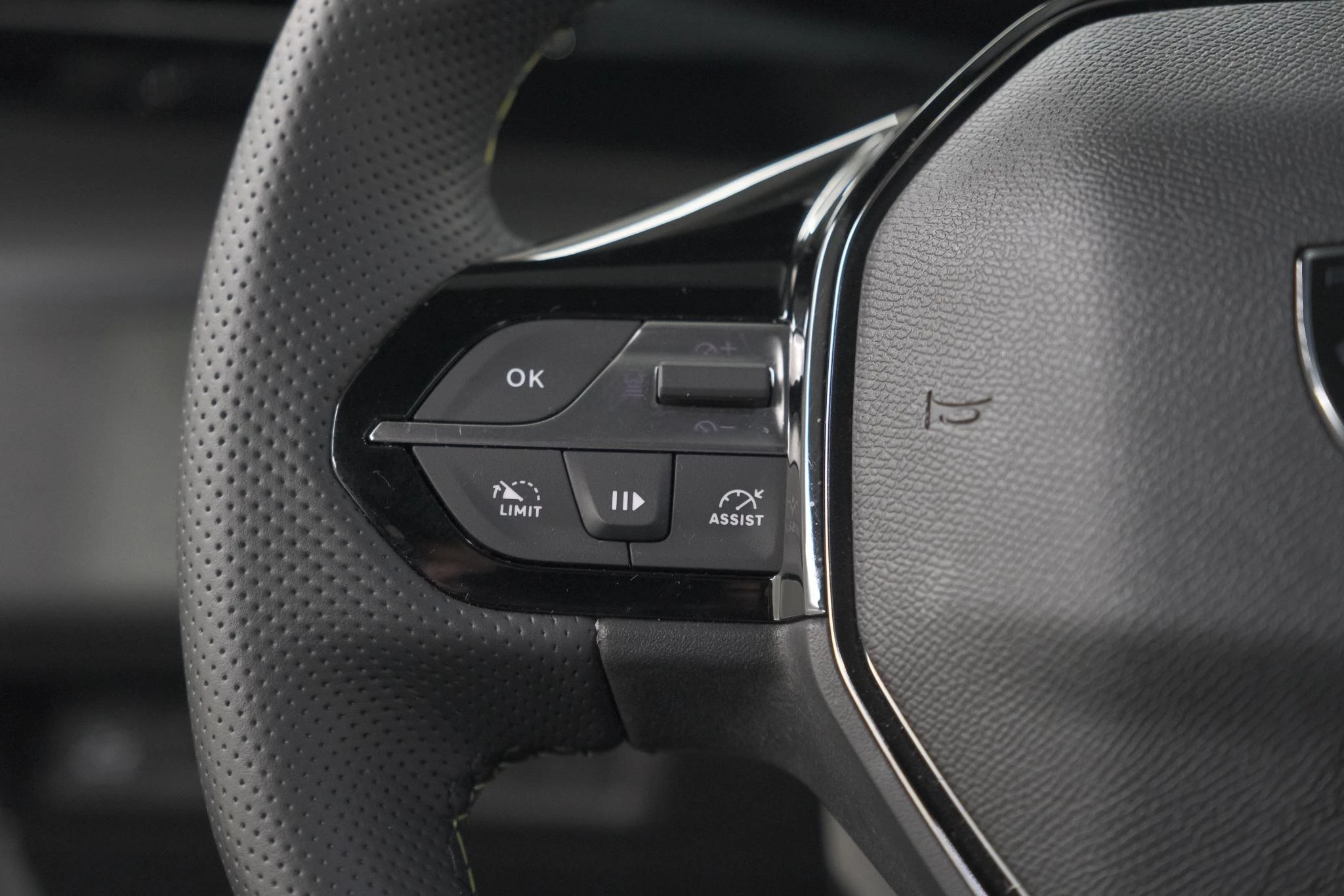 Hoofdafbeelding Peugeot 408