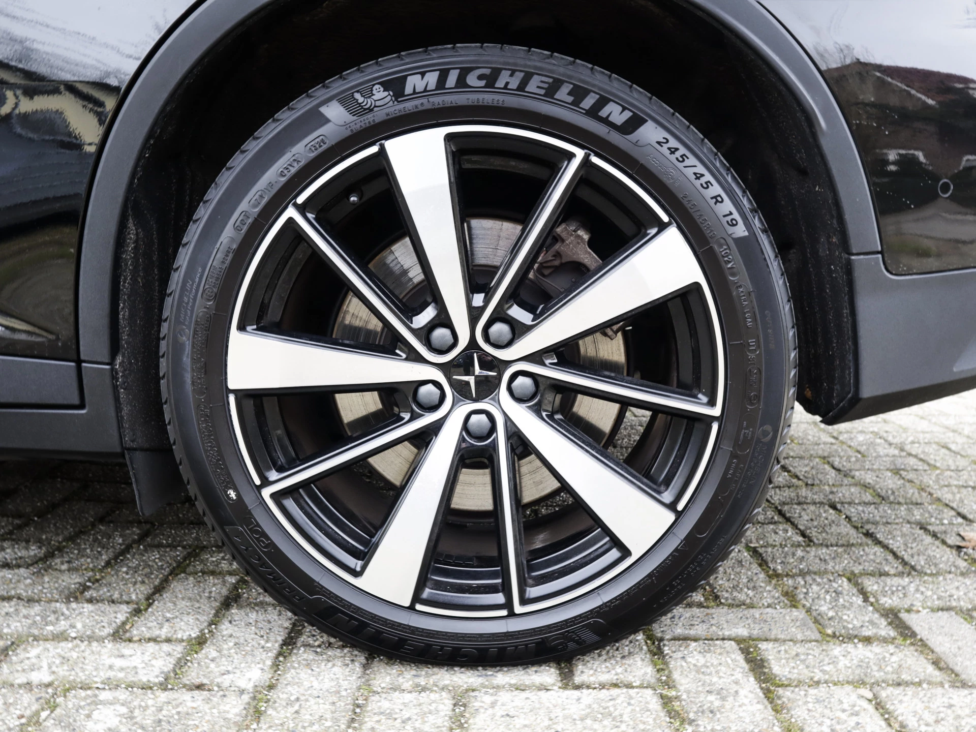 Hoofdafbeelding Polestar 2