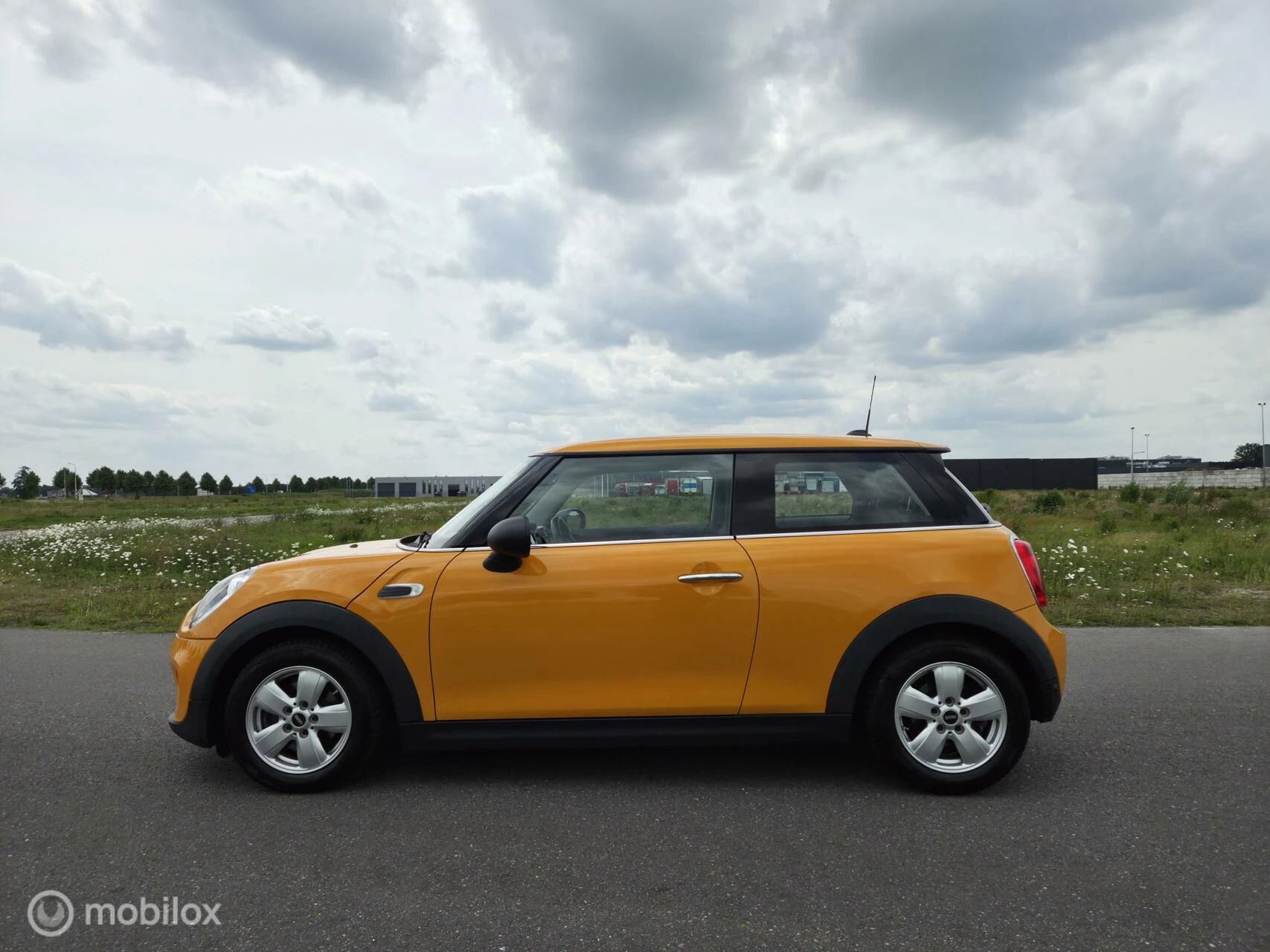 Hoofdafbeelding MINI One